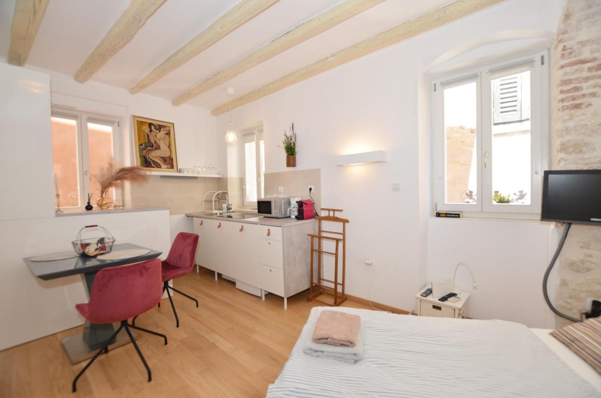Apartments Lavanda And Oliva Rovinj Exterior photo