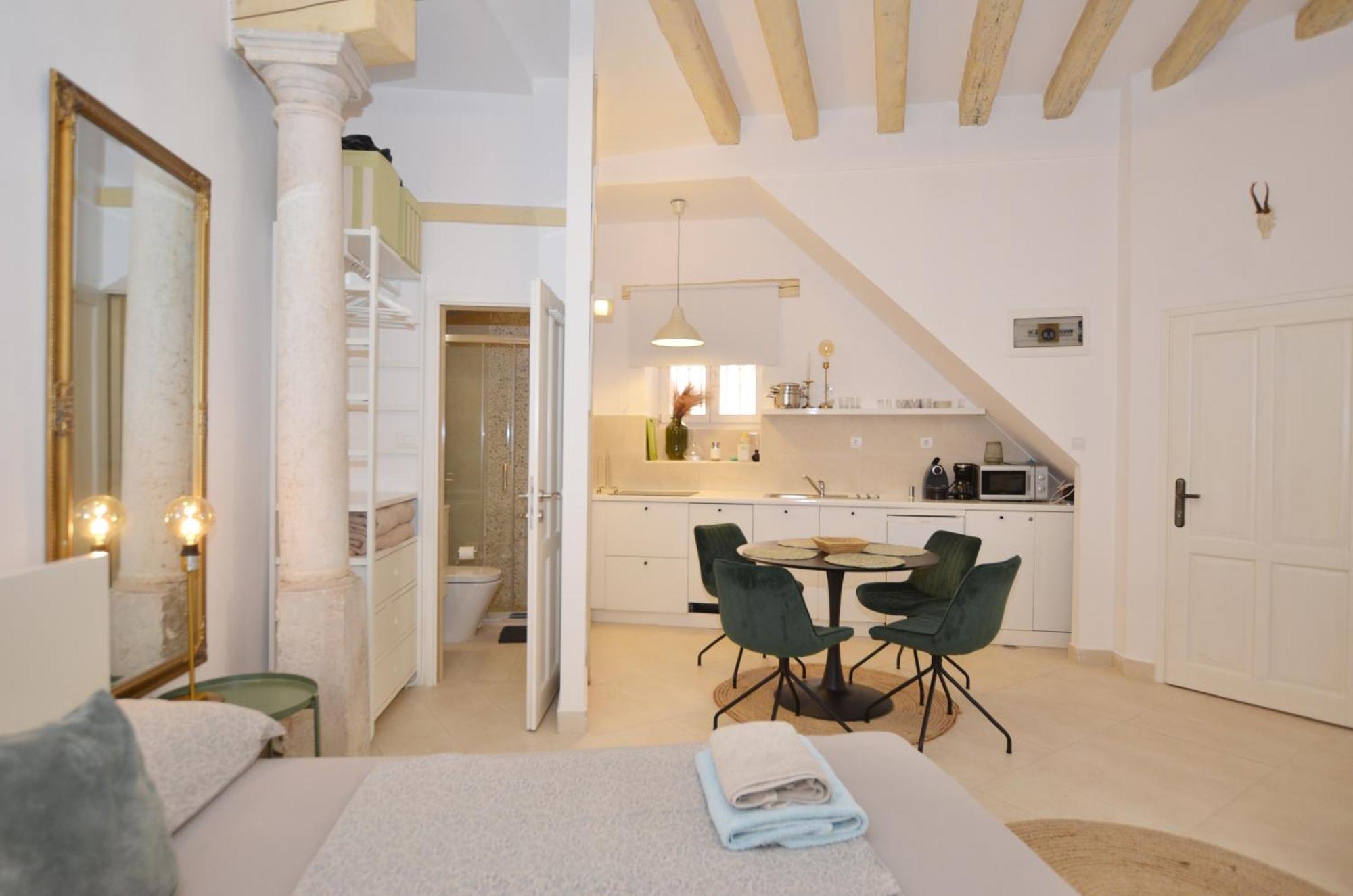 Apartments Lavanda And Oliva Rovinj Exterior photo